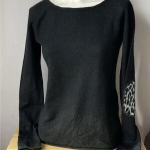Autumn Cashmere Animal Patches 100% Sweater